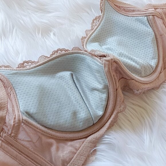 Vintage inspired nude pink lace balconette bra - Picture 5 of 6